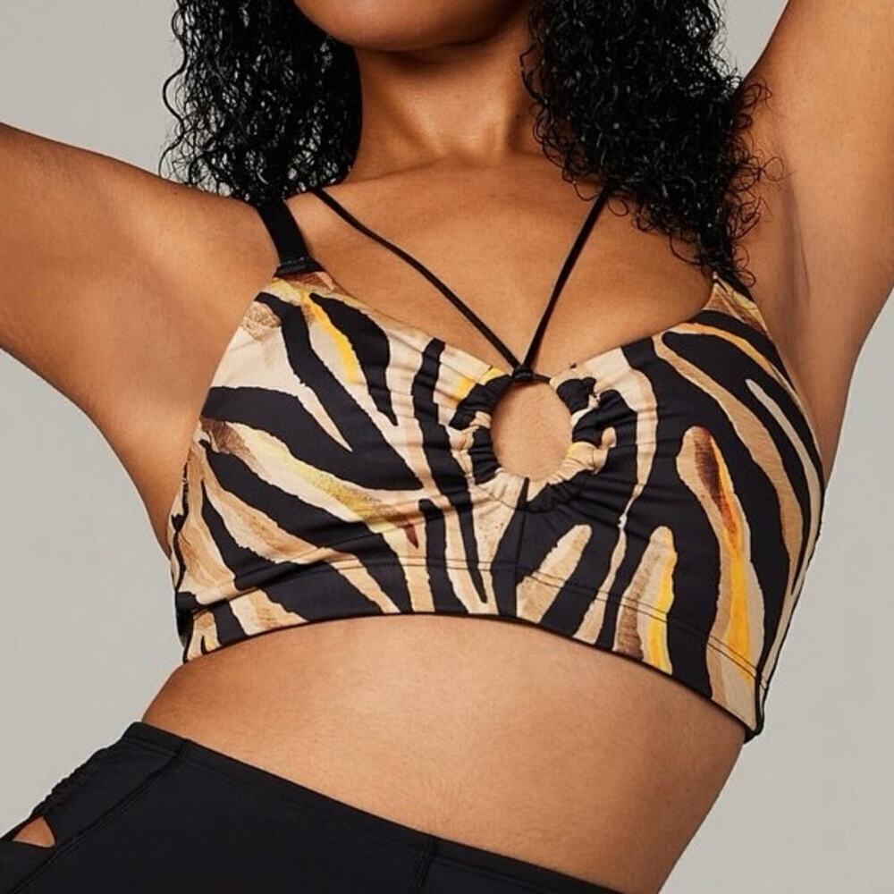 SAVAGE X FENTY Wildcat Low-Impact Sports Bra - Medium NWOT - Tiger Animal Print